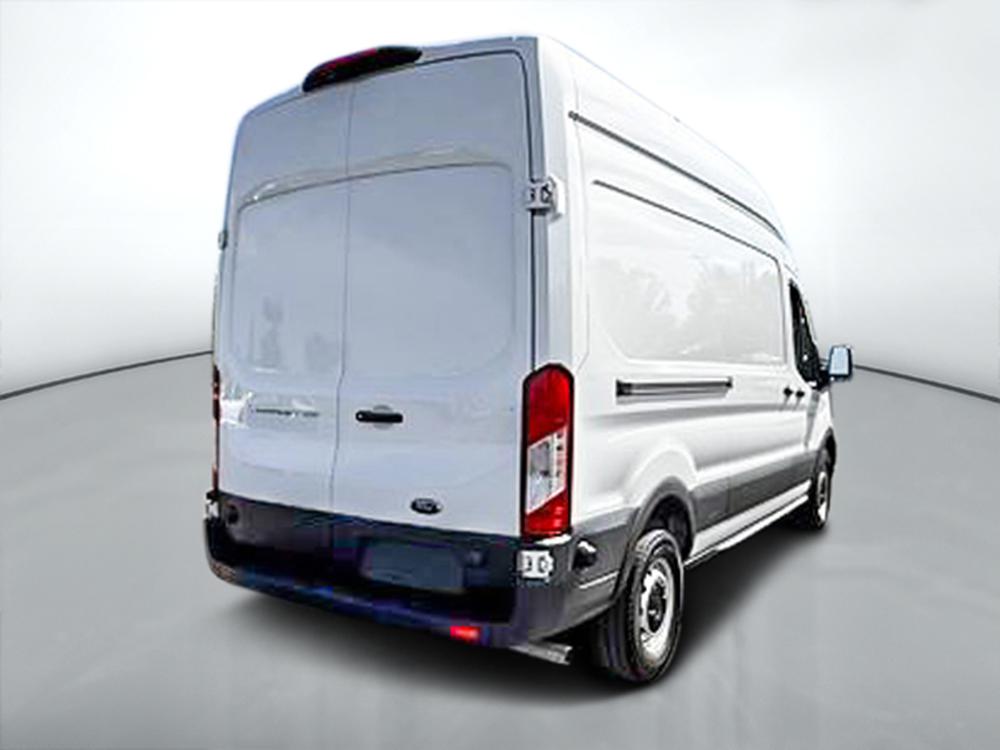 Ford Transit fourgon utilitaire 250 HR Cargo 2024 d&rsquo;occasion à vendre - 3