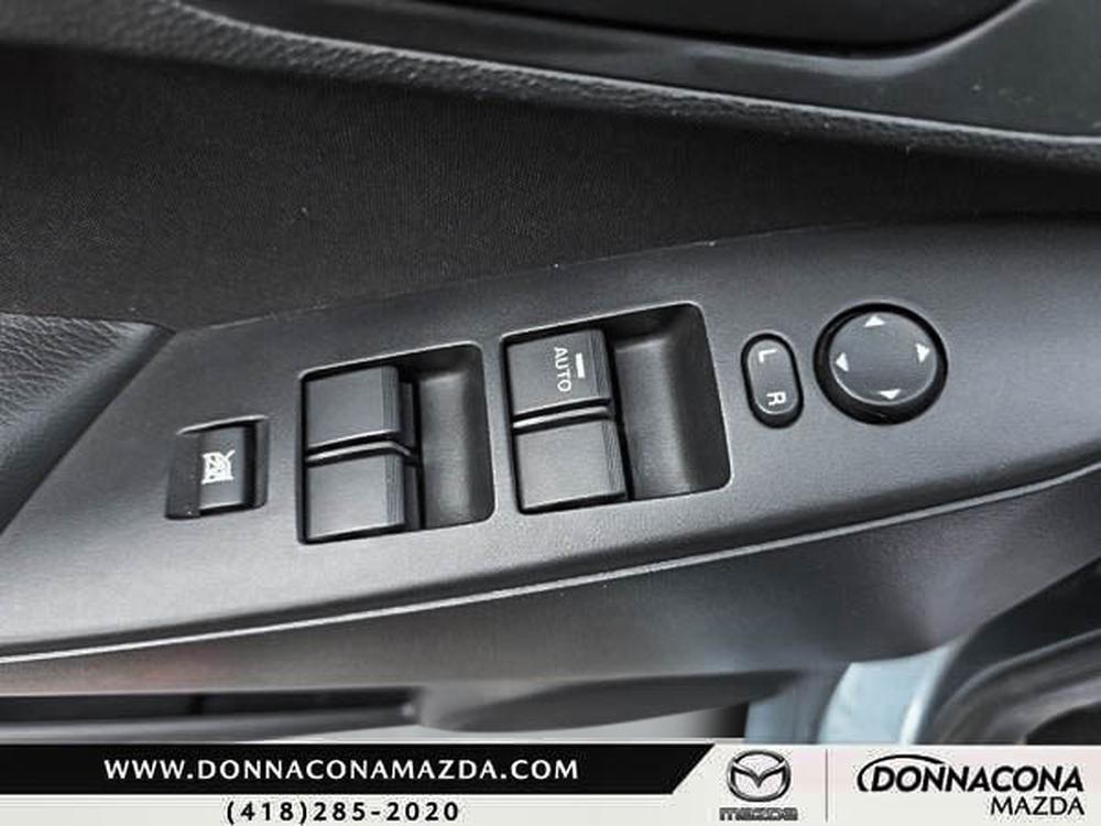 Mazda Mazda3 GX 2011 d&rsquo;occasion à vendre - 14
