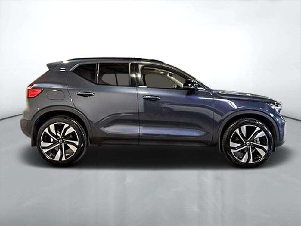 Volvo XC40 B5 PLUS DARK THEME 2026 d&rsquo;occasion à vendre - 2
