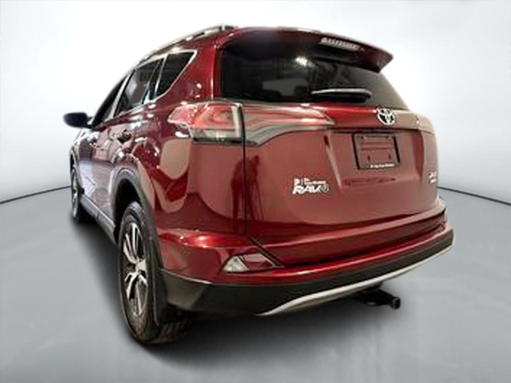 Toyota RAV4 xle 2018 d&rsquo;occasion à vendre - 6
