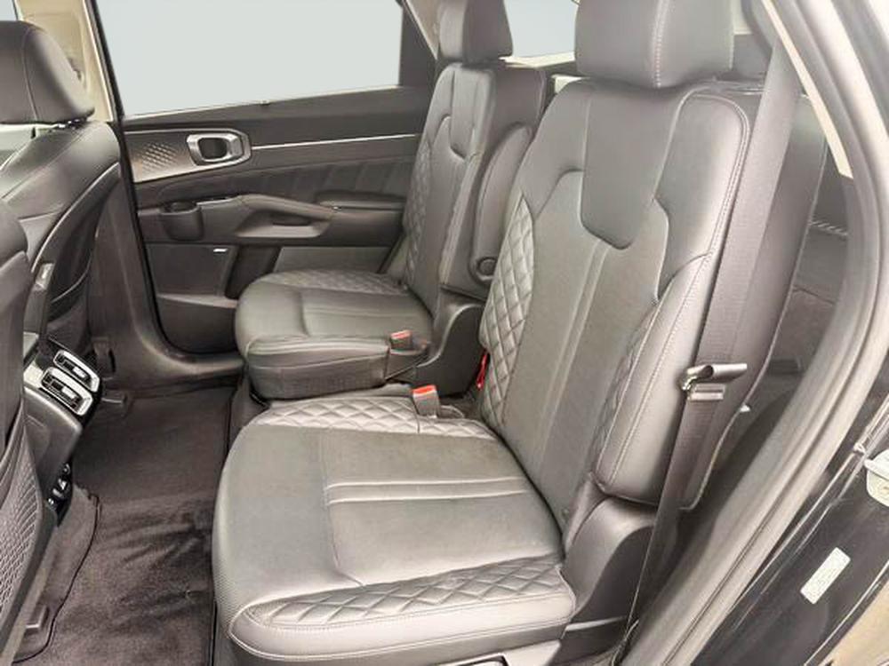 Kia Sorento SX 2023 d&rsquo;occasion à vendre - 34