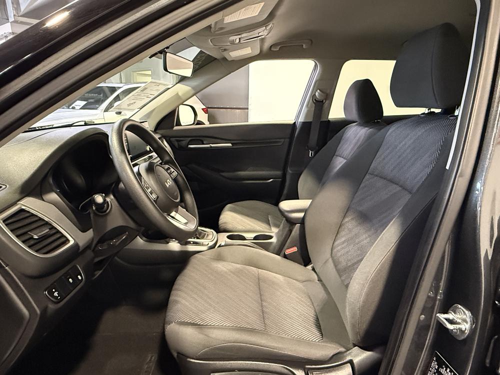 Kia Seltos LX 2023 d&rsquo;occasion à vendre - 16