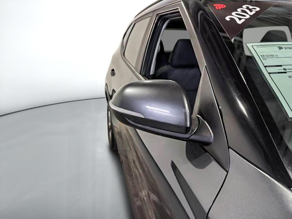 Kia Seltos LX 2023 d&rsquo;occasion à vendre - 11