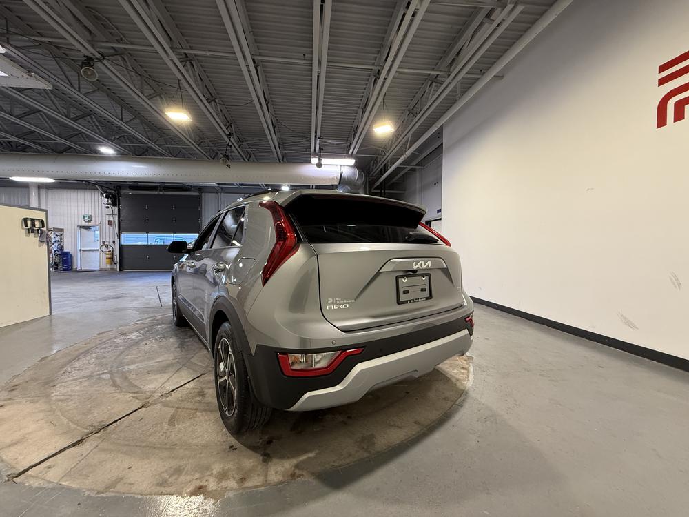 Kia Niro hybride rechargeable EX 2023 d&rsquo;occasion à vendre - 6