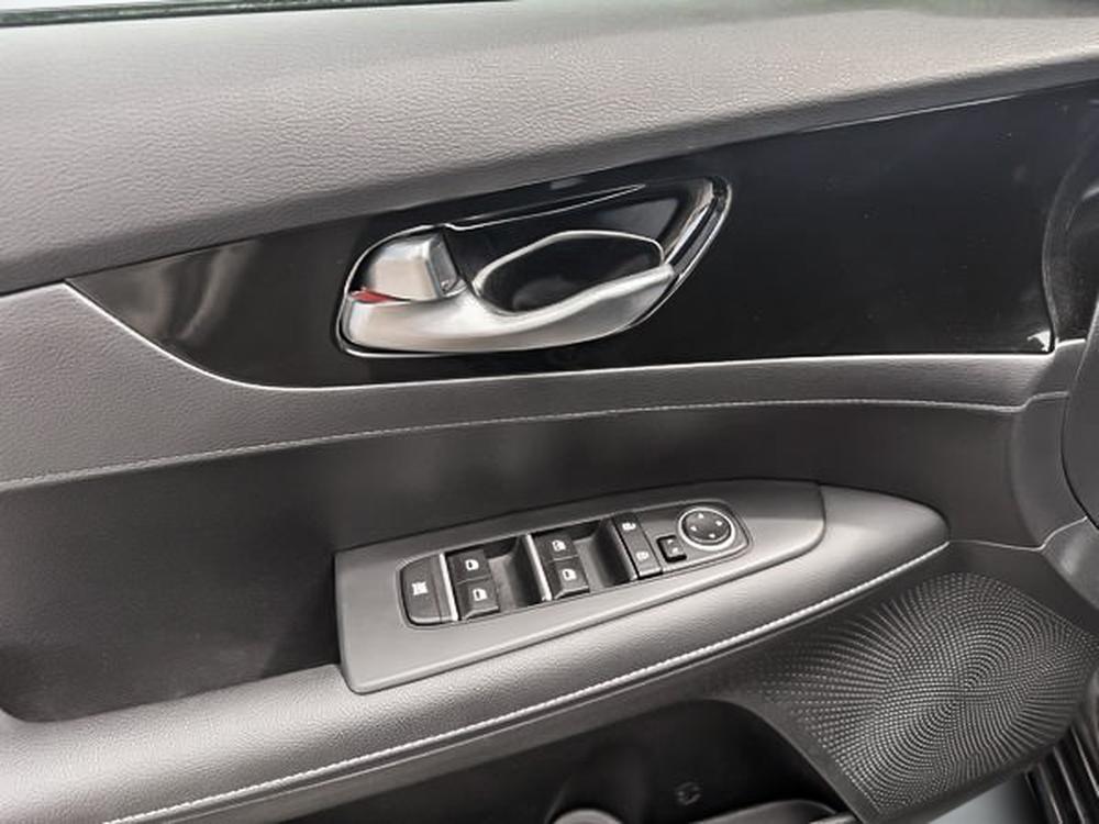 Kia Forte EX+ 2024 d&rsquo;occasion à vendre - 14