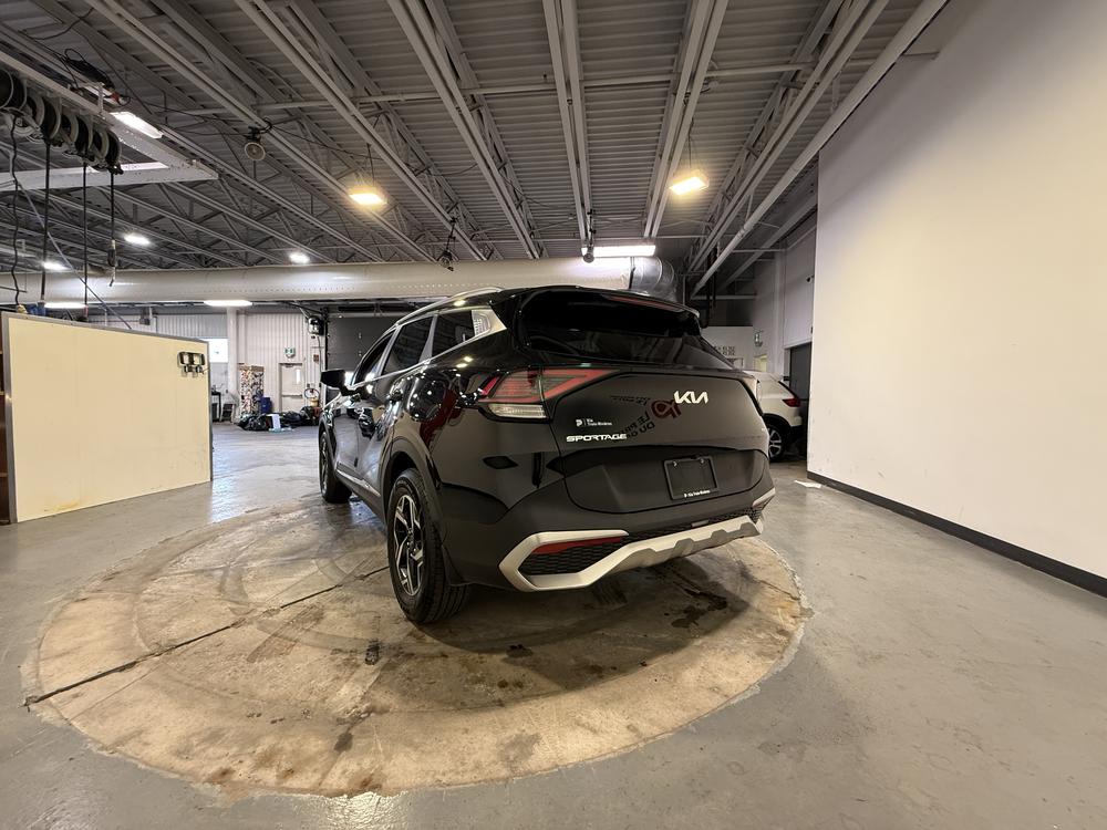Kia Sportage LX 2023 d&rsquo;occasion à vendre - 6