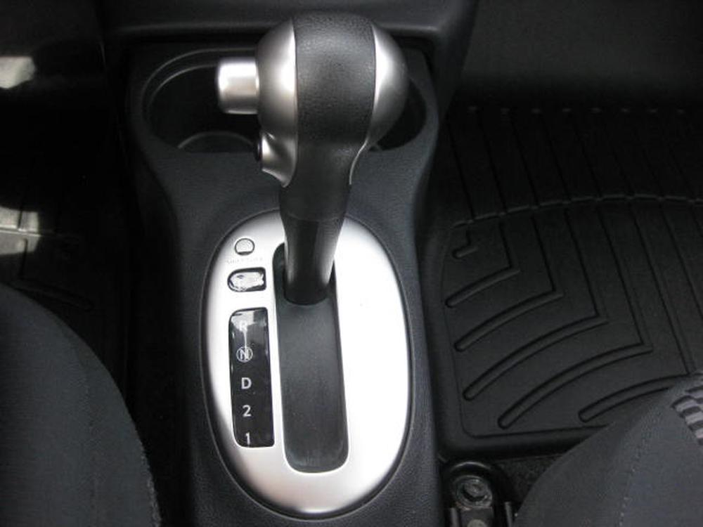 Nissan Micra 2017 Gris usage à vendre Nissan Micra 2017 Gris usage à vendre