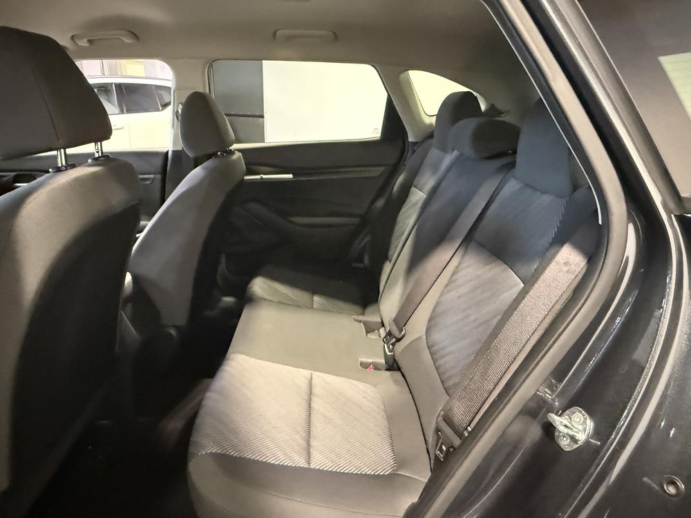 Kia Seltos LX 2023 d&rsquo;occasion à vendre - 29