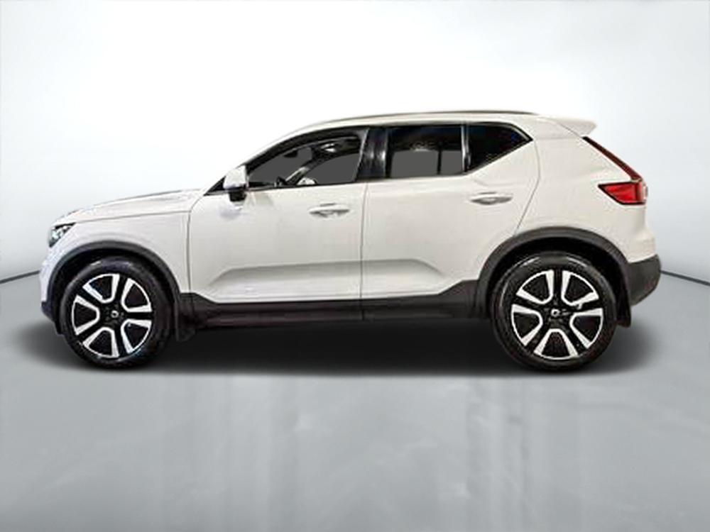Volvo XC40 T5 Momentum 2022 à vendre à Trois-Rivières - 7