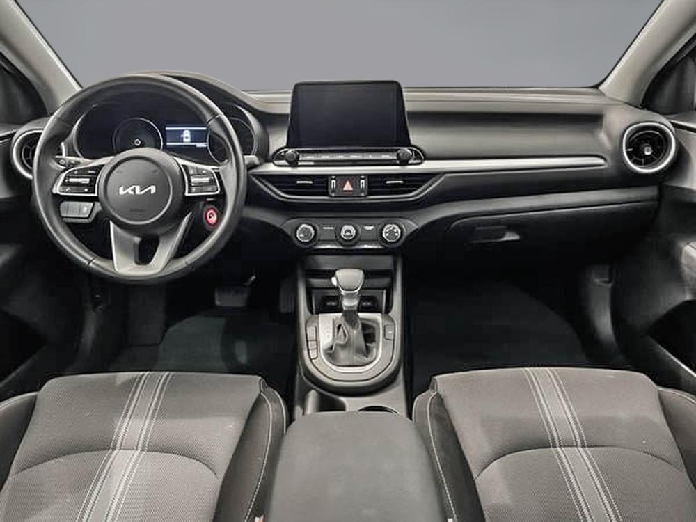 Kia Forte LX 2023 d&rsquo;occasion à vendre - 8