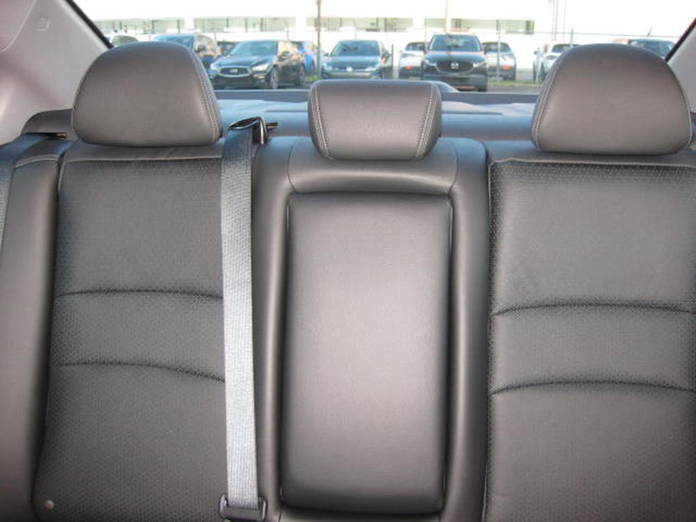 Honda Accord Sedan 2017 Noir usage à vendre Honda Accord Sedan 2017 Noir usage à vendre