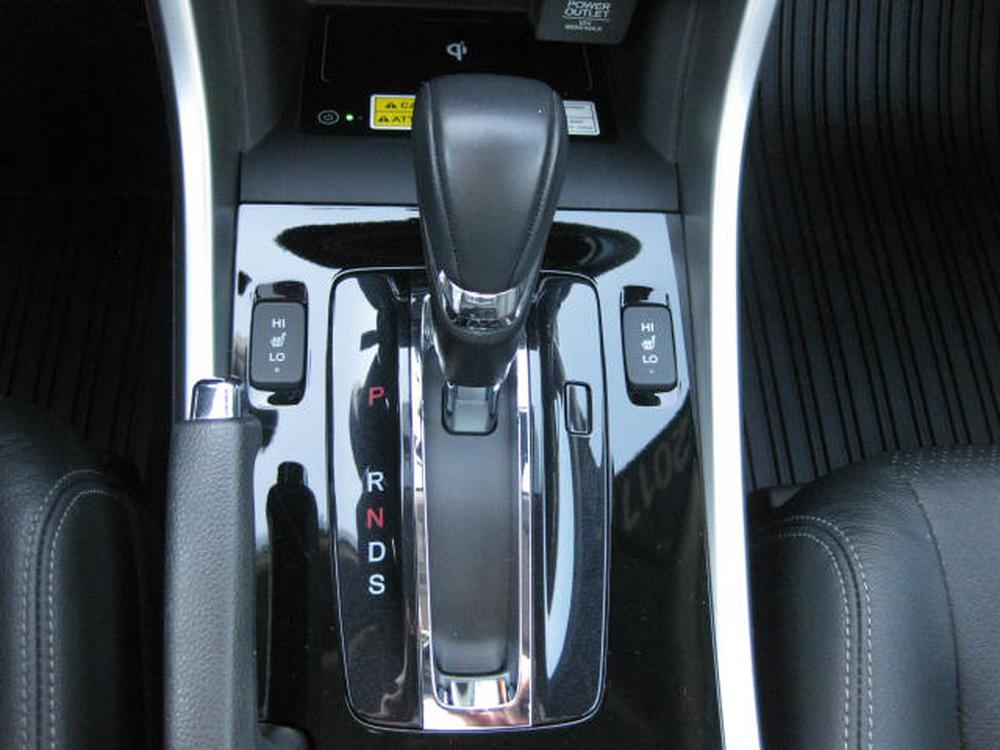 Honda Accord Sedan 2017 Noir usage à vendre Honda Accord Sedan 2017 Noir usage à vendre