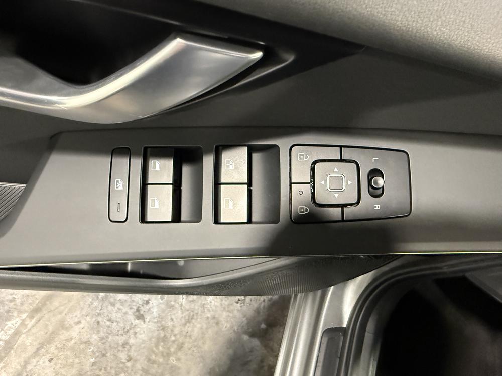 Kia Niro hybride rechargeable EX 2023 d&rsquo;occasion à vendre - 14