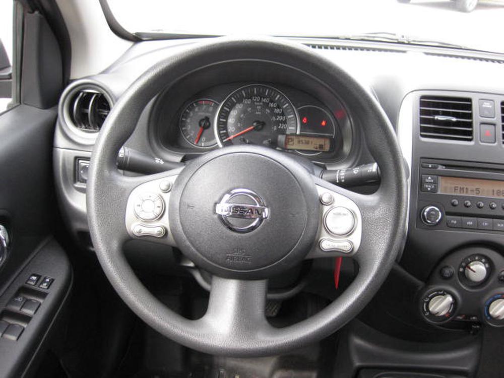 Nissan Micra 2017 Gris usage à vendre Nissan Micra 2017 Gris usage à vendre