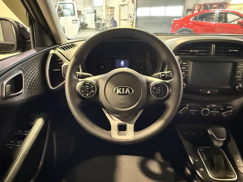 Kia Soul LX 2021 d&rsquo;occasion à vendre - 17
