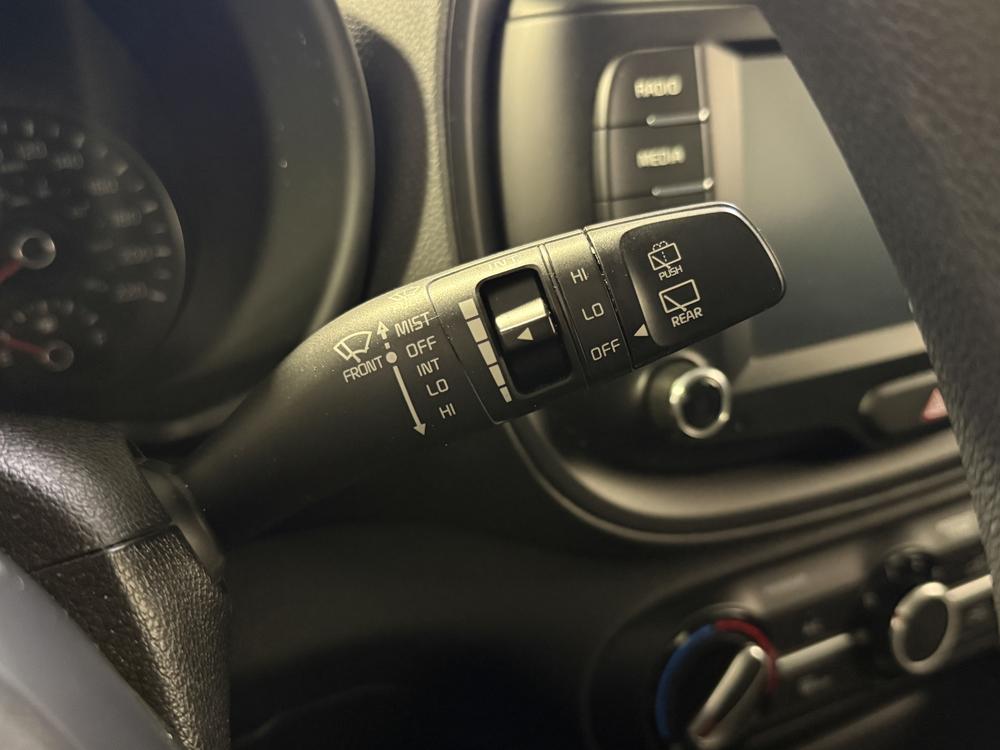 Kia Soul LX 2021 d&rsquo;occasion à vendre - 22