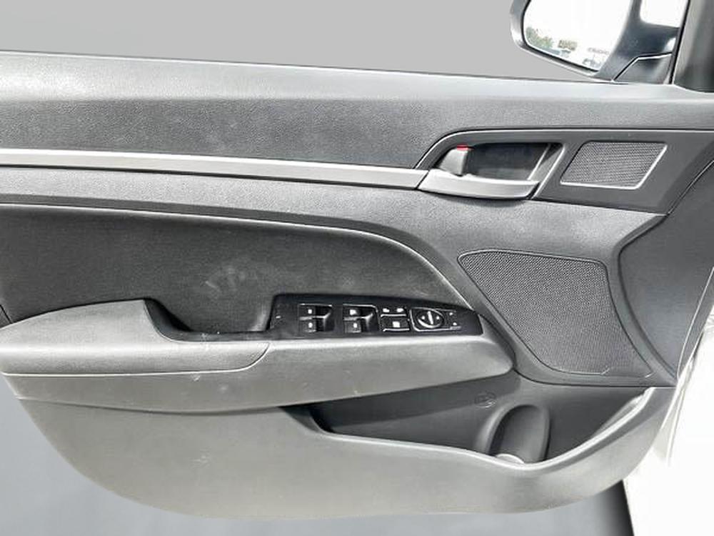 Hyundai Elantra GL 2018 d&rsquo;occasion à vendre - 12