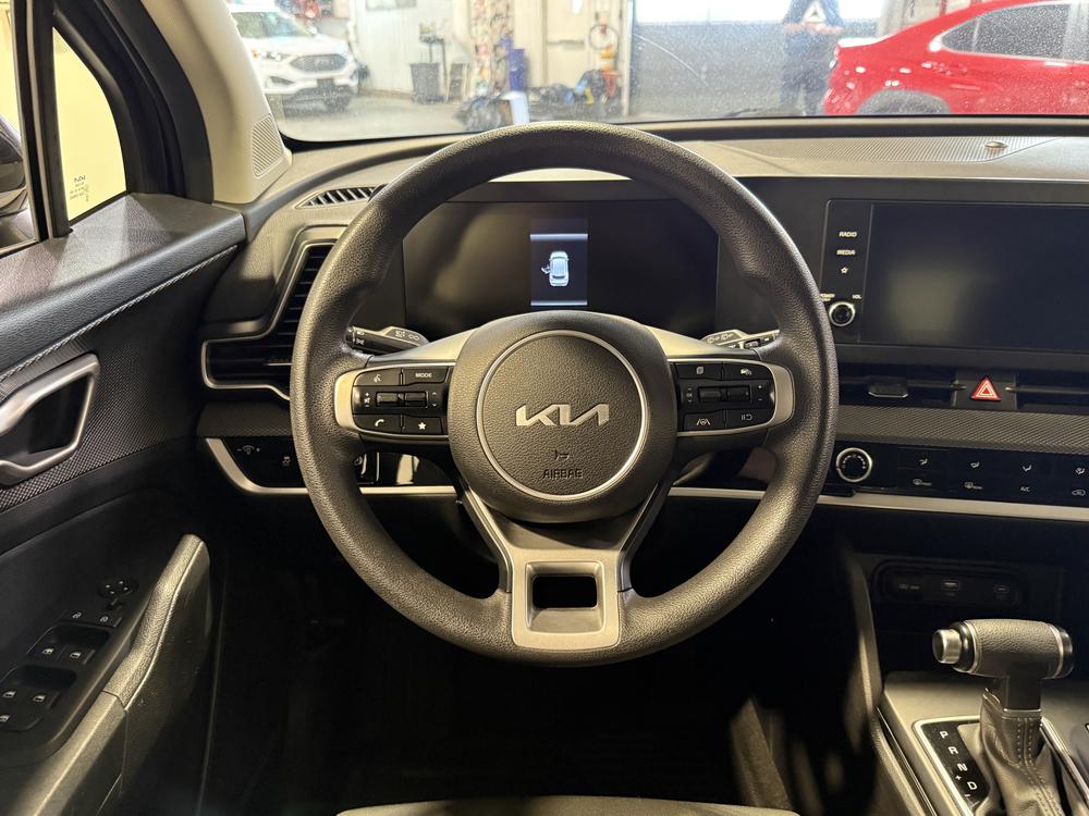 Kia Sportage LX 2023 d&rsquo;occasion à vendre - 17