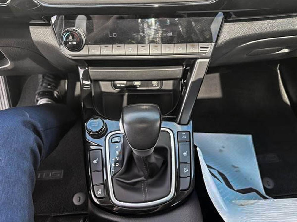 Kia Seltos 2024 Bleu usage à vendre Kia Seltos 2024 Bleu usage à vendre