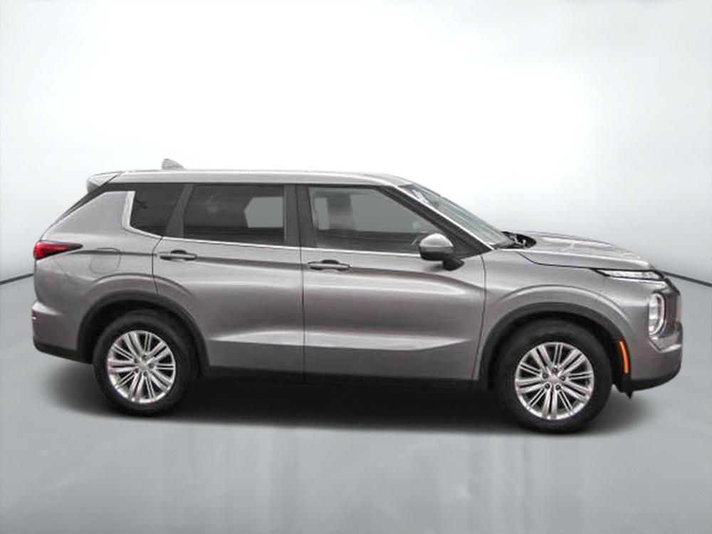 Mitsubishi Outlander ES 2022 d&rsquo;occasion à vendre - 7