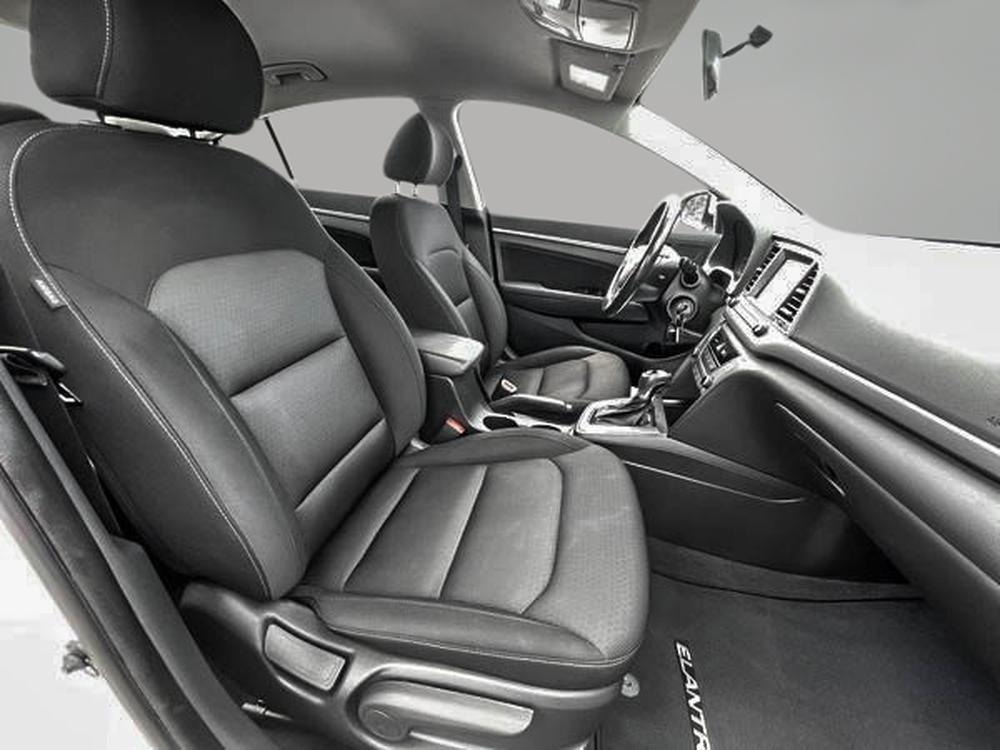 Hyundai Elantra GL 2018 d&rsquo;occasion à vendre - 29