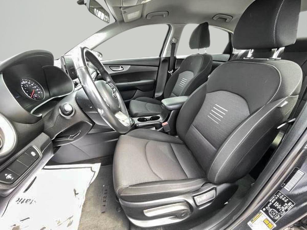 Kia Forte LX 2020 d&rsquo;occasion à vendre - 13