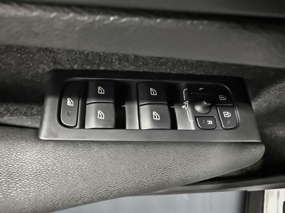 Volvo Recharge C40 tout électrique ELECTRIC TWIN CORE 2024 d&rsquo;occasion à vendre - 16