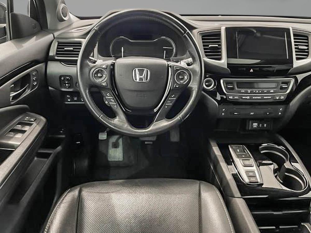 Honda Pilot Touring AWD / 7 passagers 2018 à vendre à Trois-Rivières - 11
