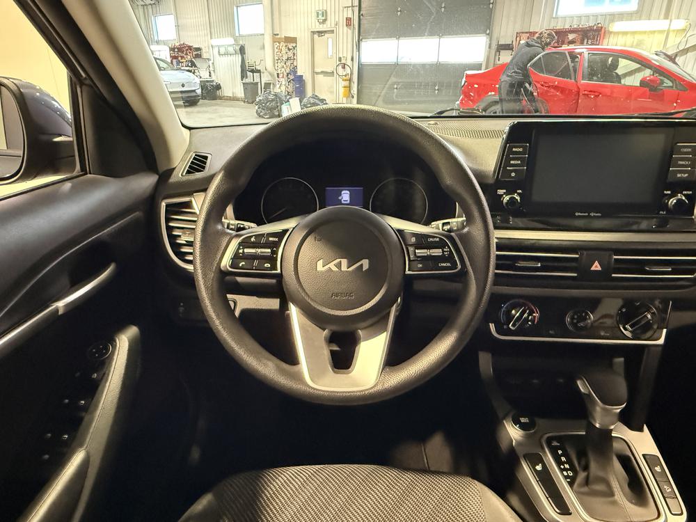 Kia Seltos LX 2023 d&rsquo;occasion à vendre - 17