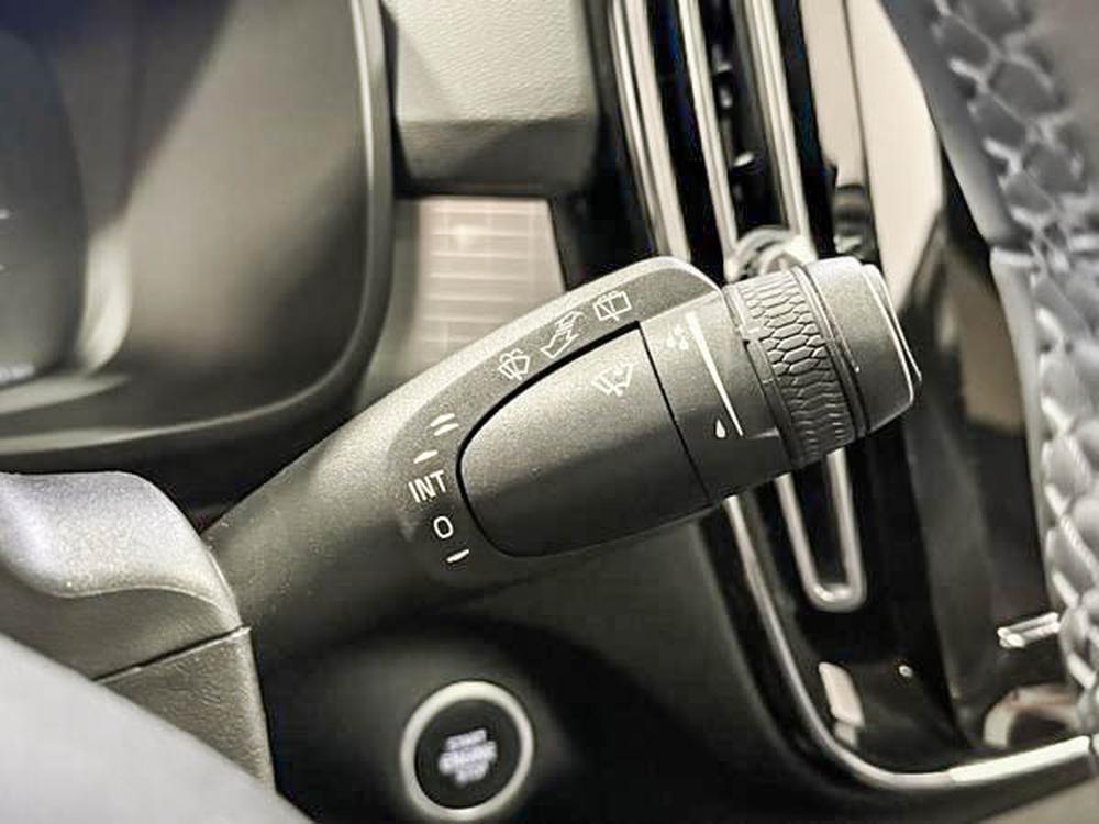 Volvo XC40 T5 Momentum 2022 à vendre à Trois-Rivières - 23
