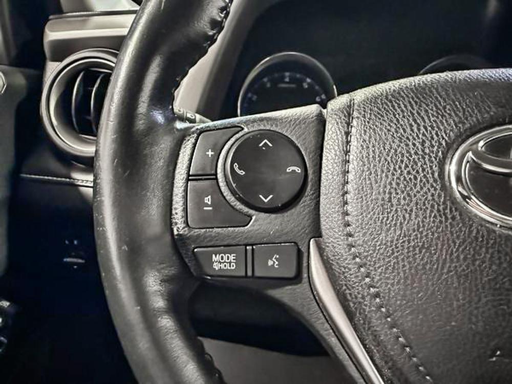 Toyota RAV4 xle 2018 d&rsquo;occasion à vendre - 21