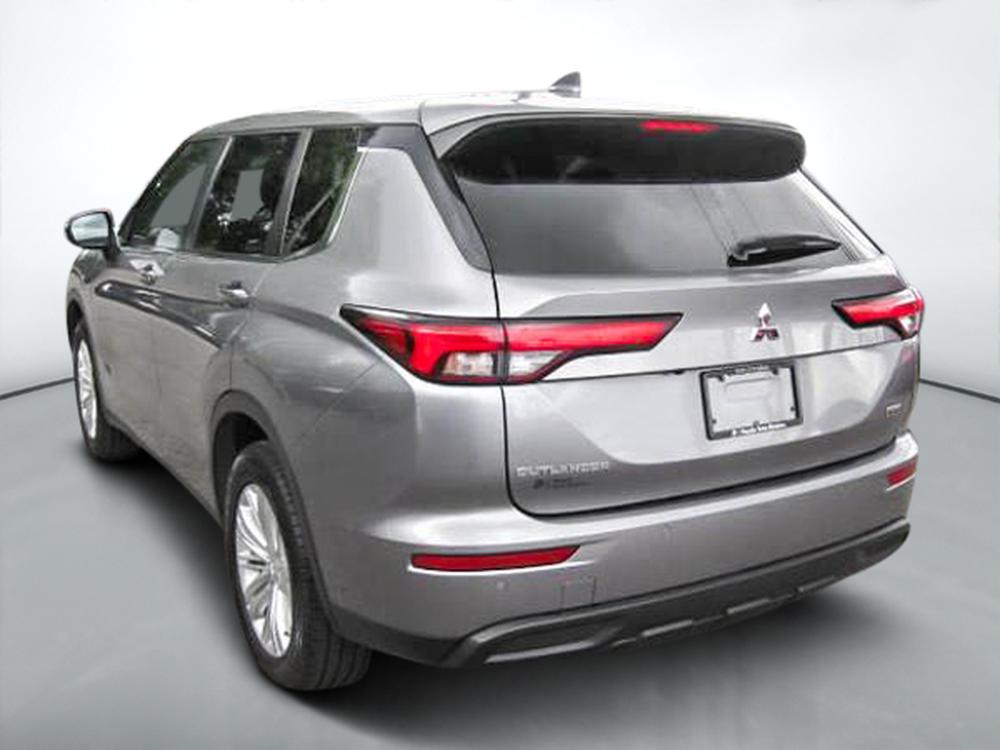 Mitsubishi Outlander ES 2022 d&rsquo;occasion à vendre - 4