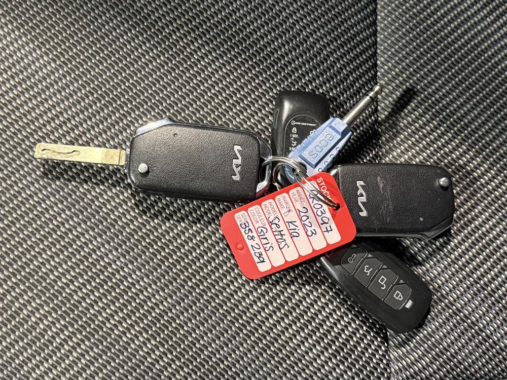 Kia Seltos LX 2023 d&rsquo;occasion à vendre - 32