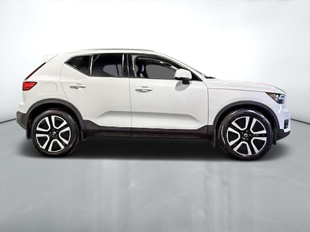 Volvo XC40 T5 Momentum 2022 à vendre à Trois-Rivières - 2