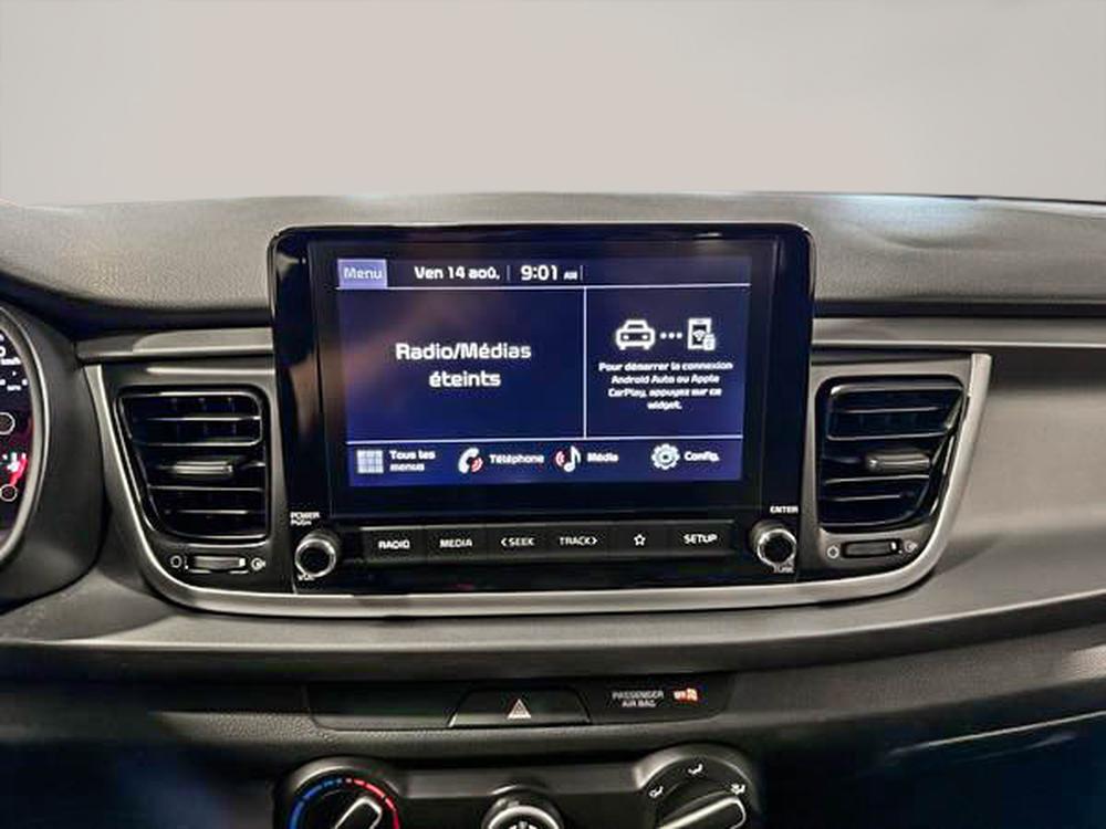 Kia Rio 5 portes 2022 Rouge usage à vendre Kia Rio 5 portes 2022 Rouge usage à vendre