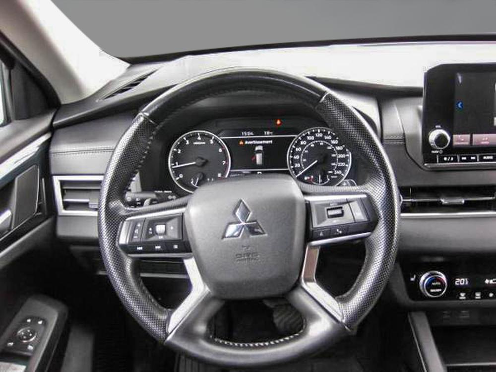Mitsubishi Outlander ES 2022 d&rsquo;occasion à vendre - 14