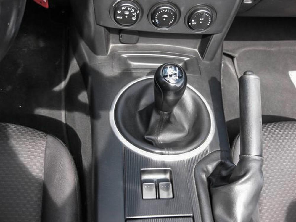 Mazda MX-5 GS 2006 d&rsquo;occasion à vendre - 24