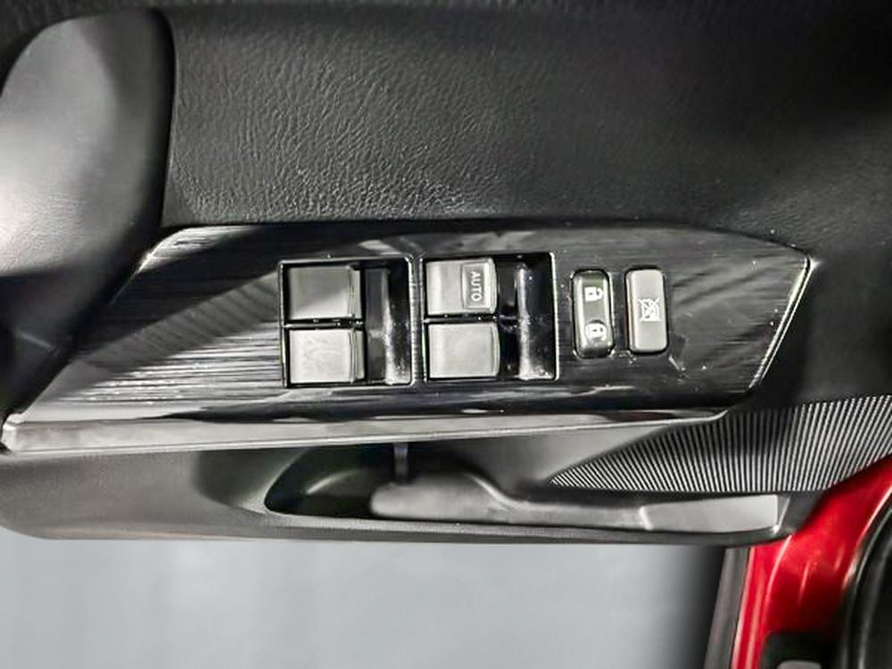 Toyota RAV4 xle 2018 d&rsquo;occasion à vendre - 16
