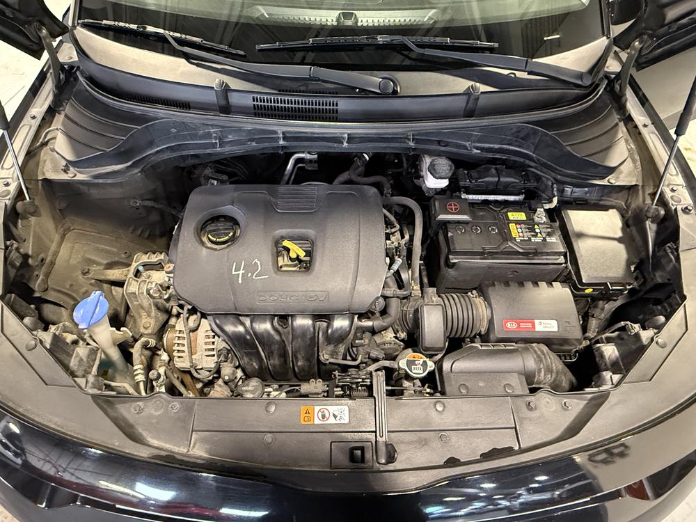Kia Soul LX 2021 d&rsquo;occasion à vendre - 32