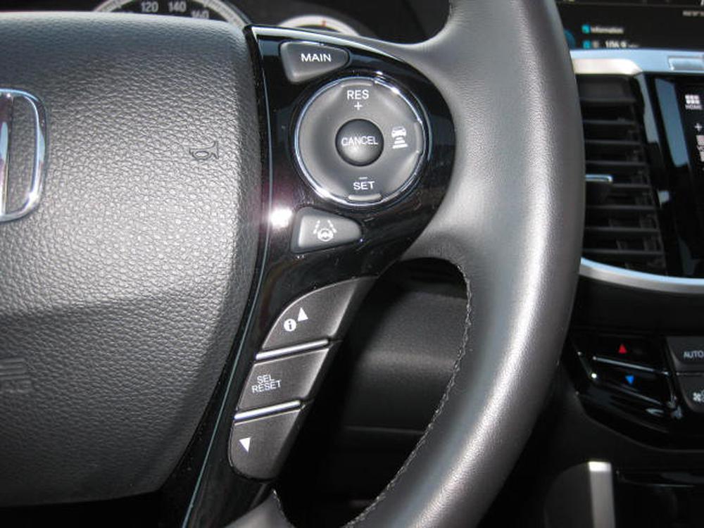 Honda Accord Sedan 2017 Noir usage à vendre Honda Accord Sedan 2017 Noir usage à vendre