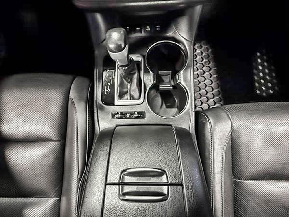 Toyota Highlander LIMITED 2014 d&rsquo;occasion à vendre - 29