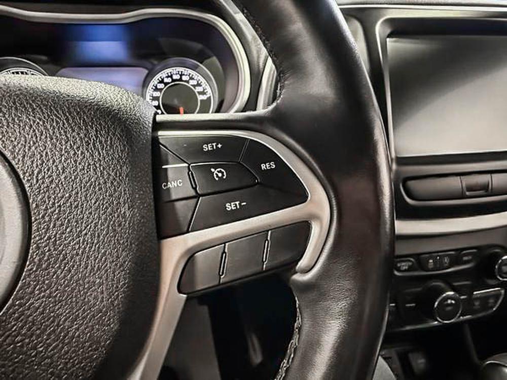 Jeep Cherokee TRAILHAWK 4X4 2018 d&rsquo;occasion à vendre - 19