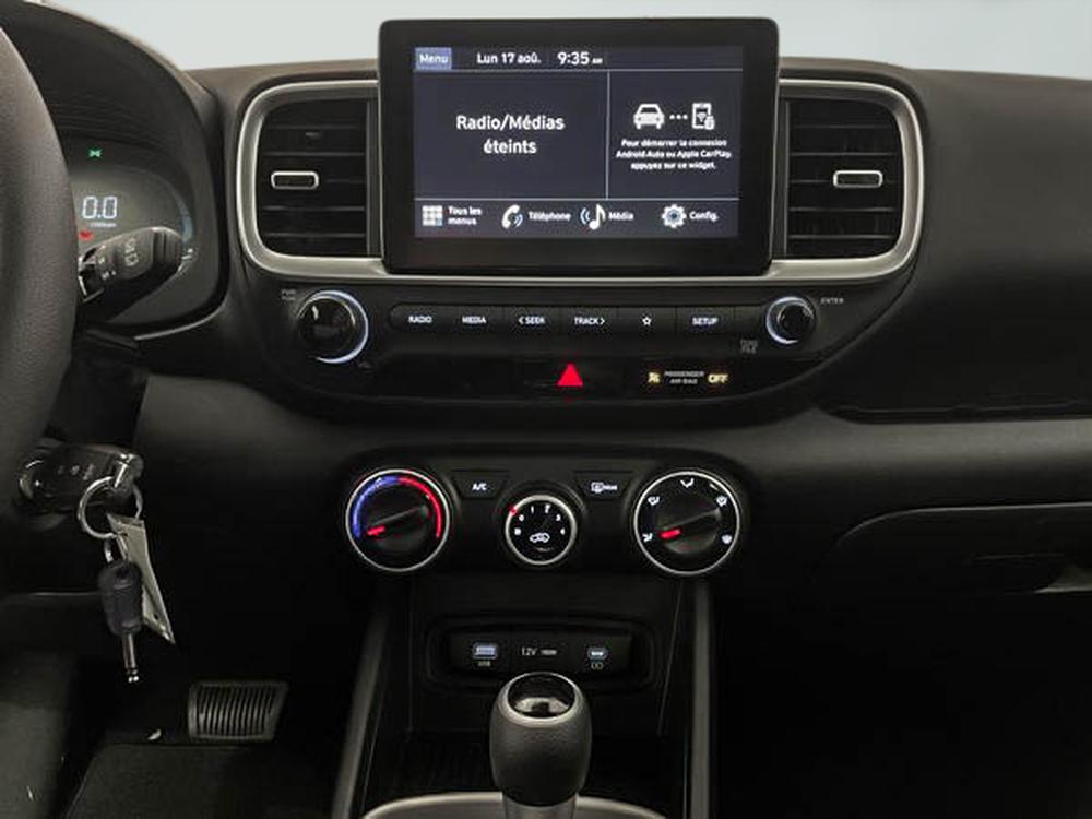 Hyundai Venue Essential / toit noir 2024 d&rsquo;occasion à vendre - 18