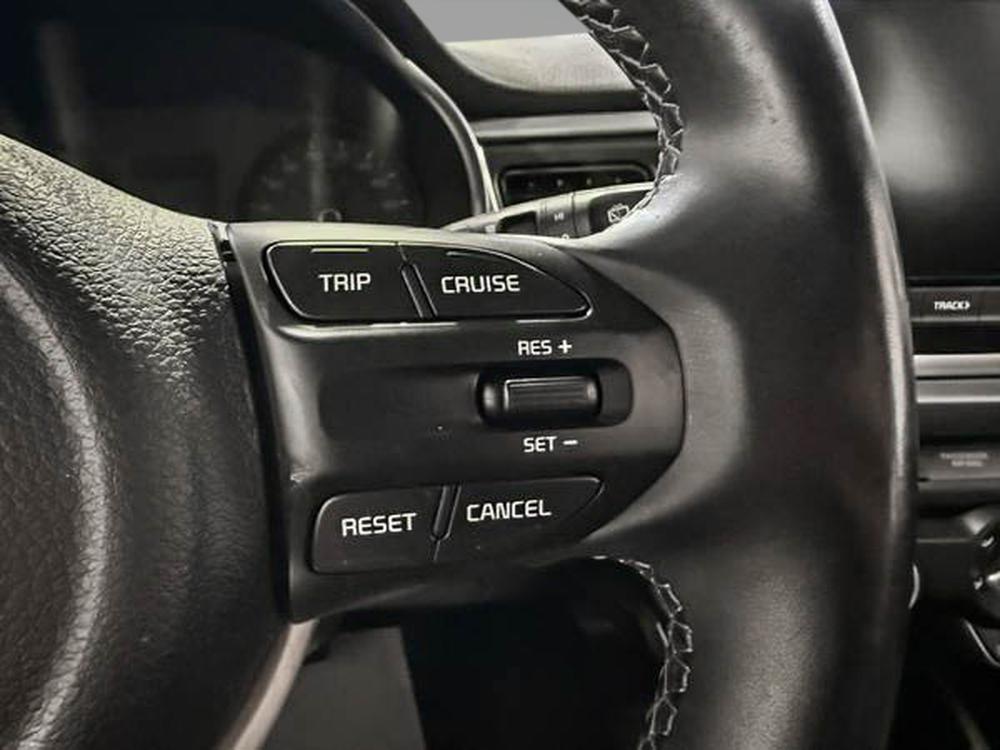 Kia Rio 5 portes 2022 Rouge usage à vendre Kia Rio 5 portes 2022 Rouge usage à vendre