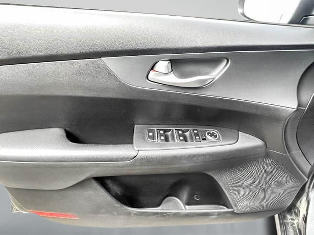 Kia Forte LX 2020 d&rsquo;occasion à vendre - 12