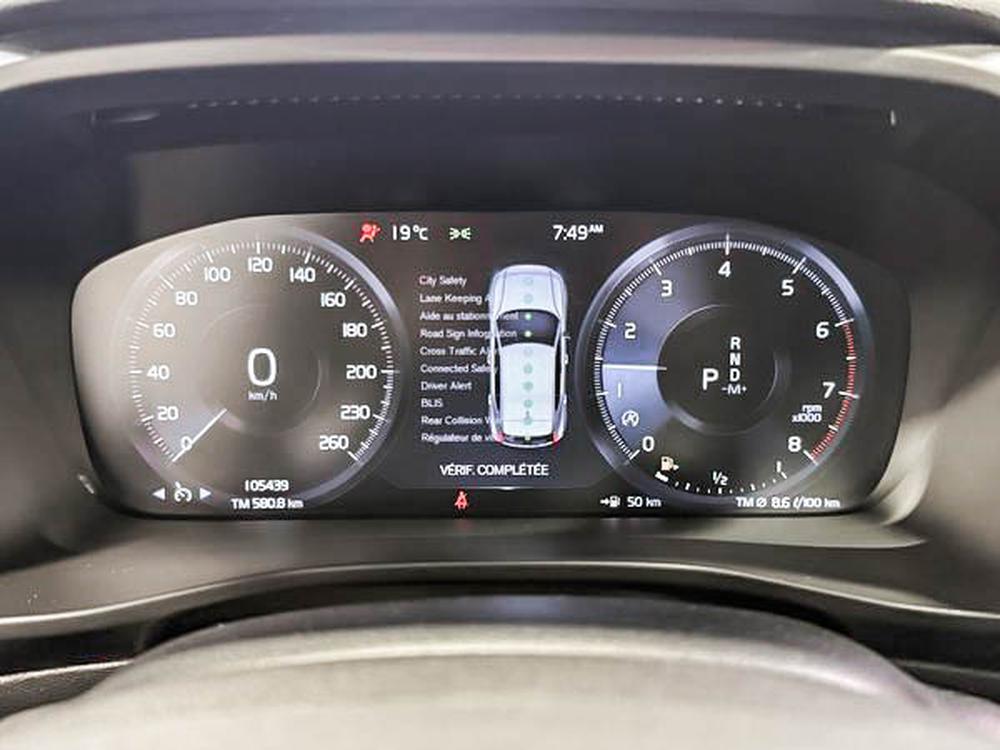 Volvo XC40 T5 Momentum 2022 à vendre à Trois-Rivières - 24