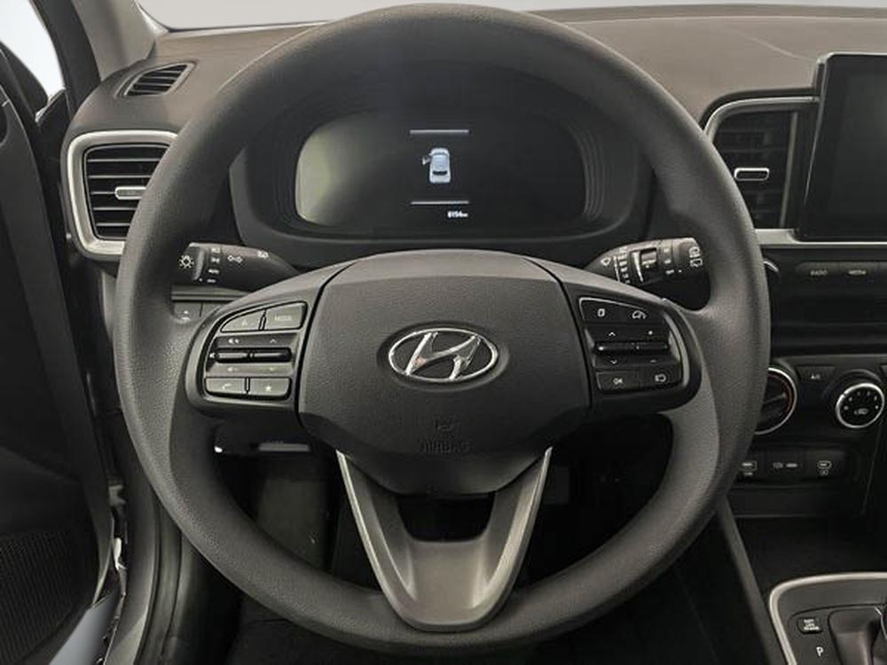 Hyundai Venue Essential / toit noir 2024 d&rsquo;occasion à vendre - 13