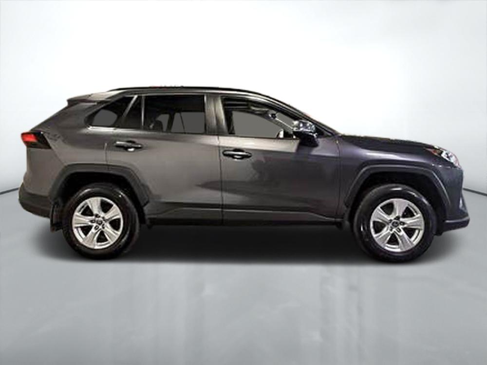 Toyota RAV4 xle 2021 d&rsquo;occasion à vendre - 2
