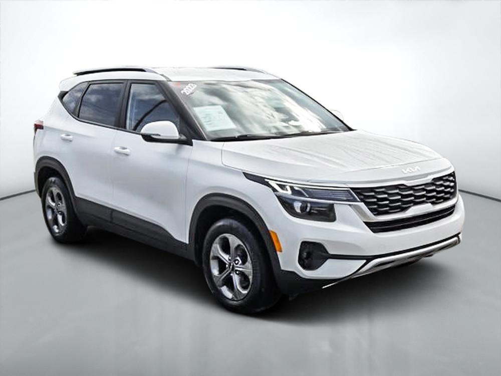 Kia Seltos LX 2023 d&rsquo;occasion à vendre - 1