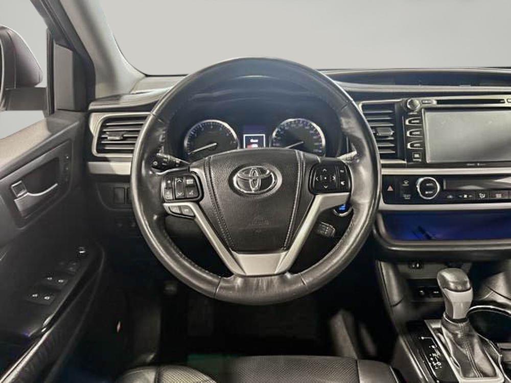 Toyota Highlander LIMITED 2014 d&rsquo;occasion à vendre - 19
